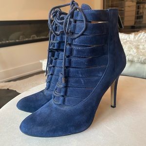 BCBG generation blue suede heel boots